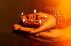 RTM Serikan Deepavali Anda Dengan 12 Tayangan Hebat dan Bermakna