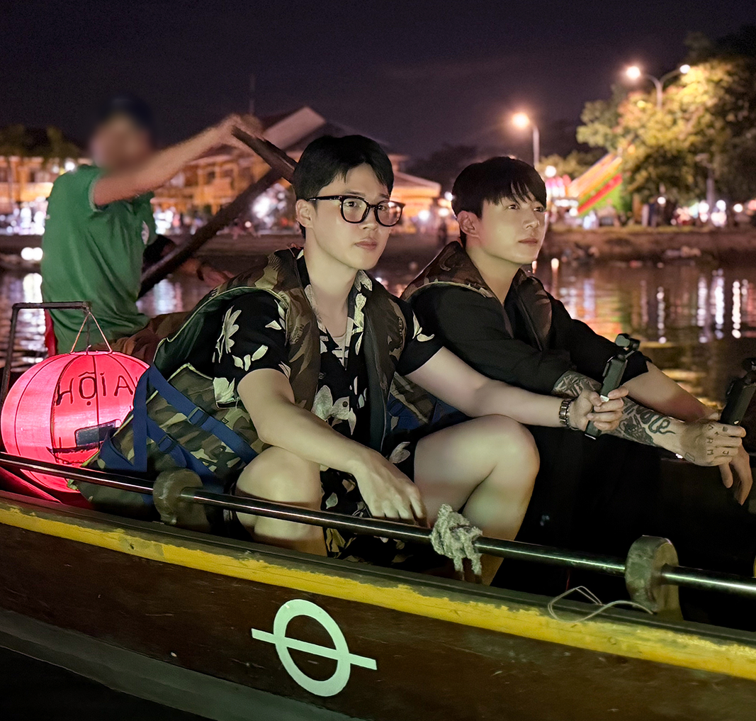 Jimin & Jung Kook BTS Buat Hal Lagi Dari Switzerland Sampai Vietnam