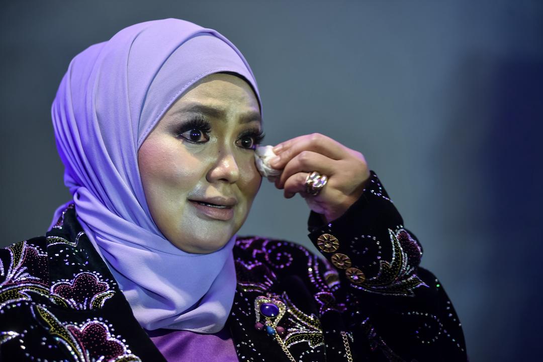 Siti Sairah Tegur Perbuatan Buruk Sihir, Tapi Rahsiakan Siapa Disasarkan