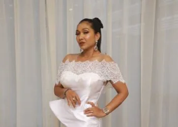 Foto - @nouruldepp (IG)