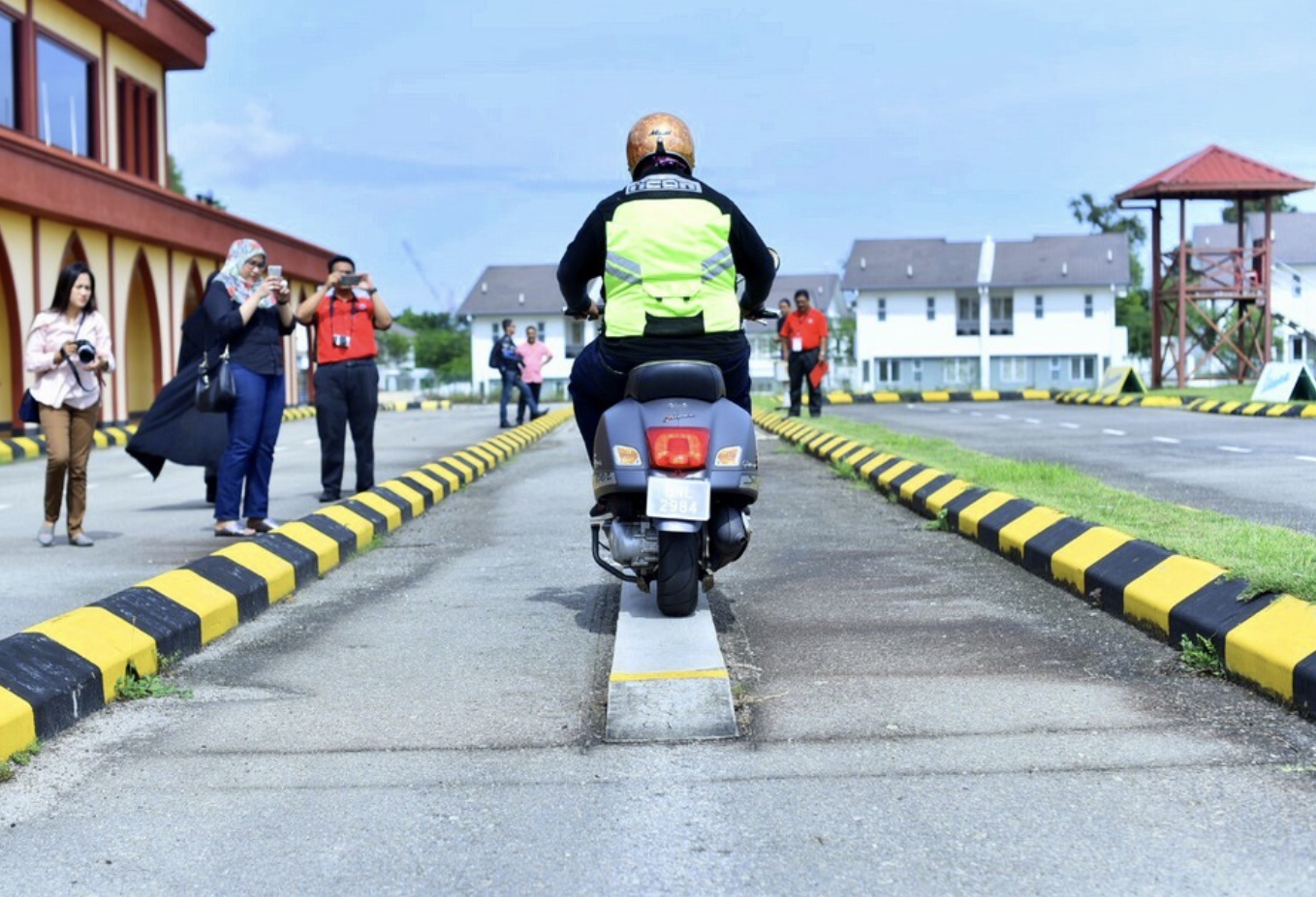 Nak Lesen Motosikal Percuma? Daftar MyLesen B2 JPJ Di Putrajaya, Terhad 5,000 Pemohon Sahaja