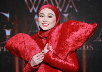 via Instagram @w4w4_zainal