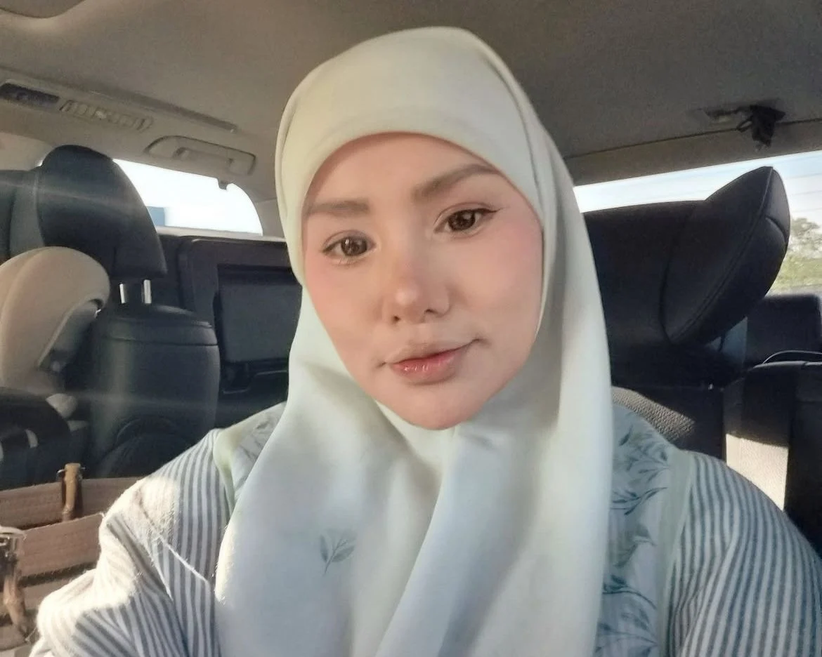“Saya Terharu & Rasa Dihargai”- Gaya Tudung Dipuji, Elly Mazlein Tekad Jadi Muslimah Terbaik