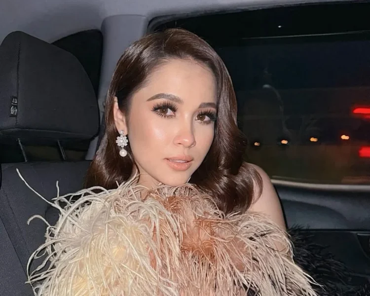 Foto - @emma_maembongofficial (IG)