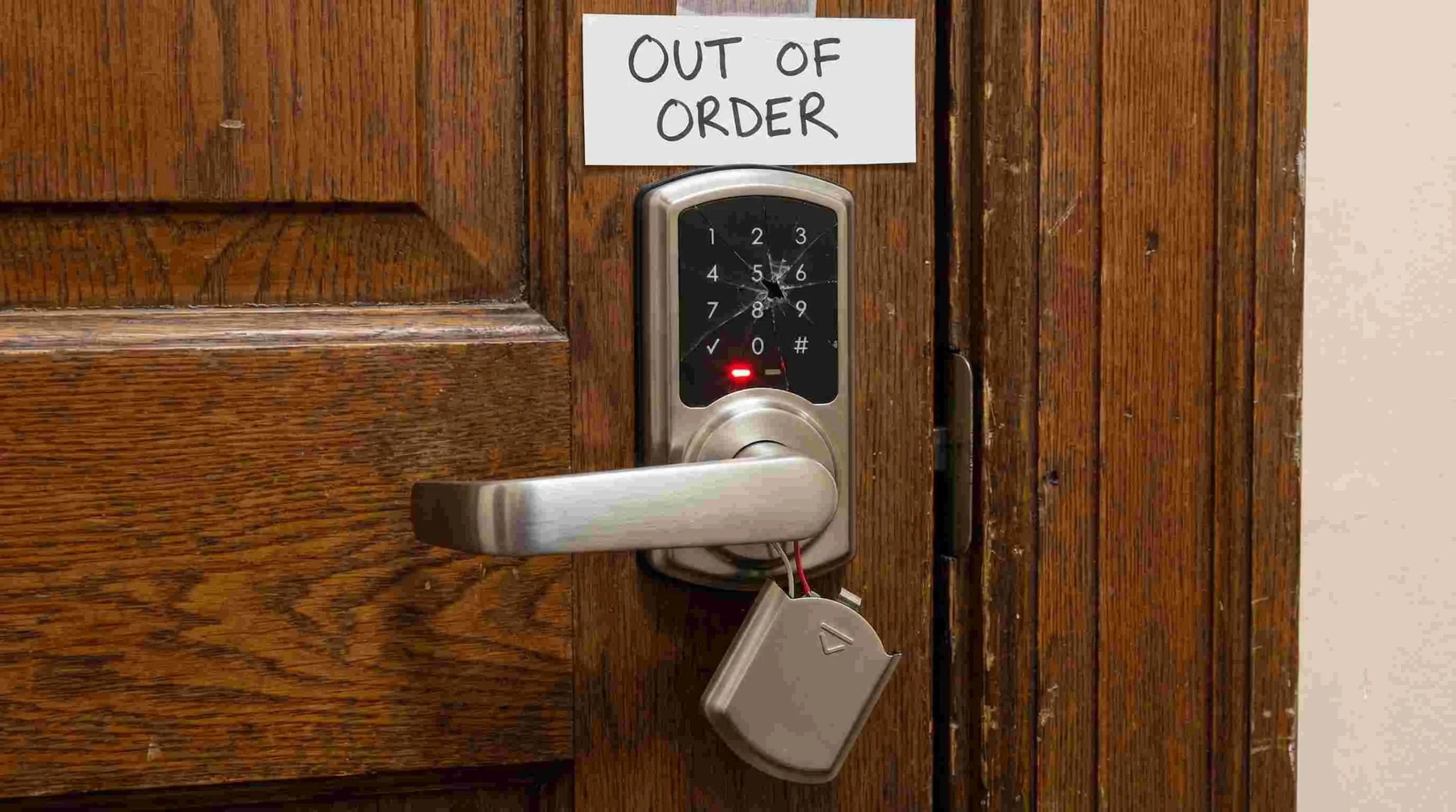 Smart Lock Tak Sampai Setahun Dah Rosak, Pembeli Luah Kecewa Tanggung Kos Tambahan Ratusan Ringgit