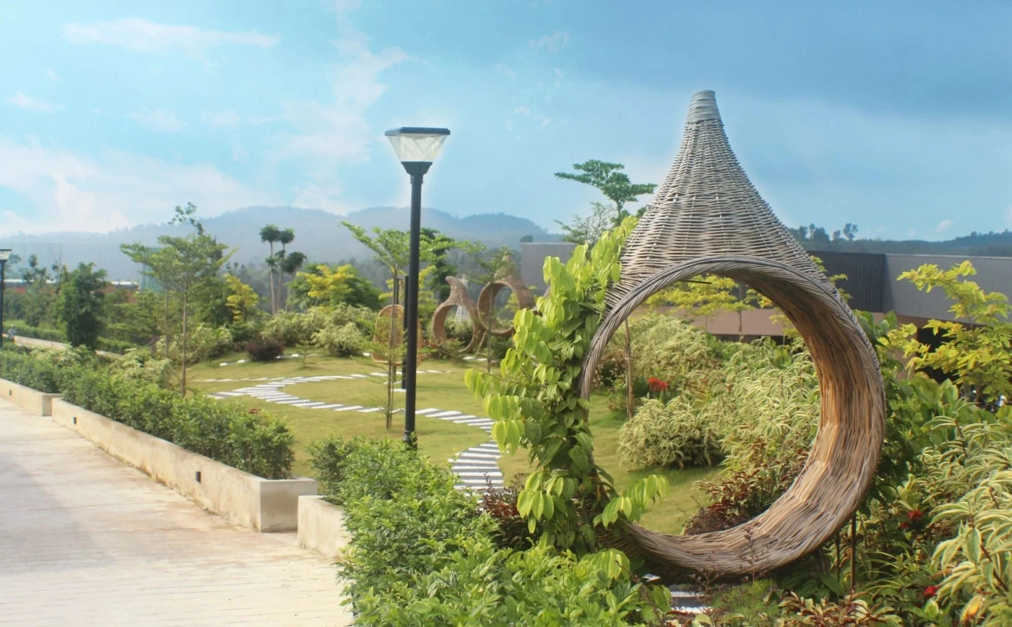 Bukan Sekadar Resort! Monkey Canopy Resort Lengkap Dengan Waterpark, Dinosaur Park & Go-Kart
