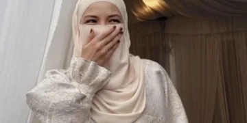 Foto - @neelofa (IG)