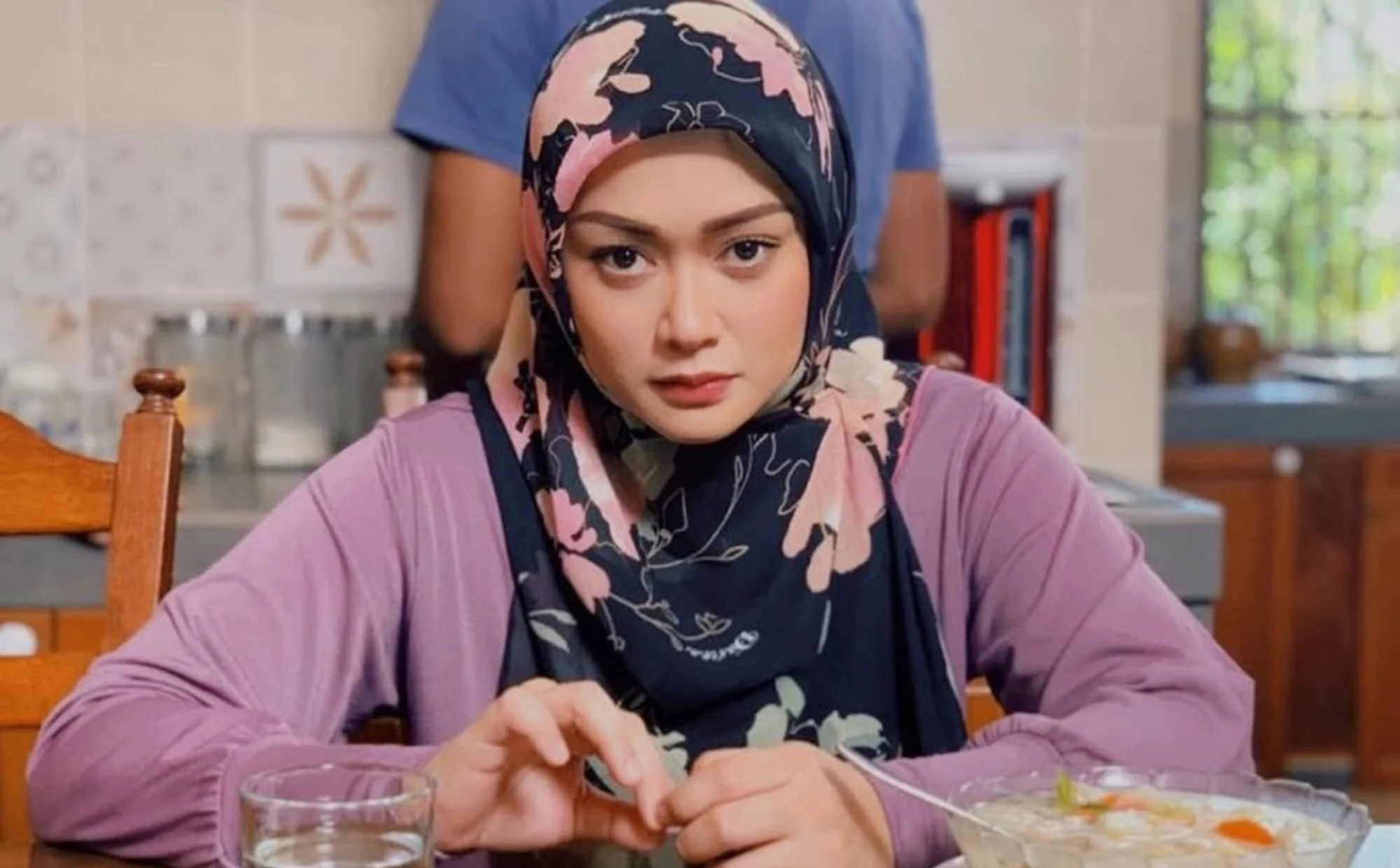 “Selagi Aku Tak Merajuk, Tolonglah Hire Aku Untuk Watak Dan Naskhah Yang Baik..”-Faye Kusairi