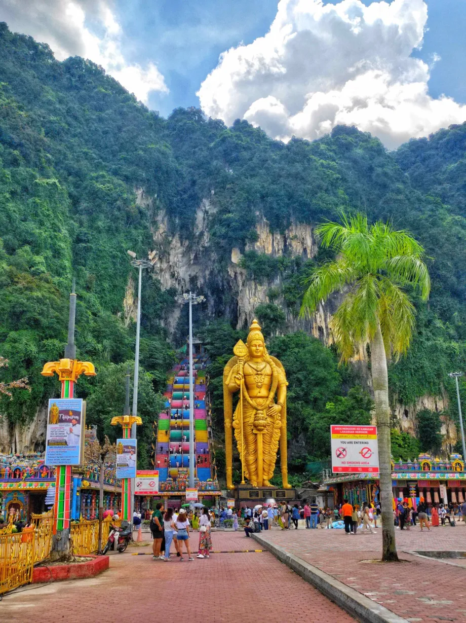 Isu Batu Caves Cetus Perdebatan Netizen