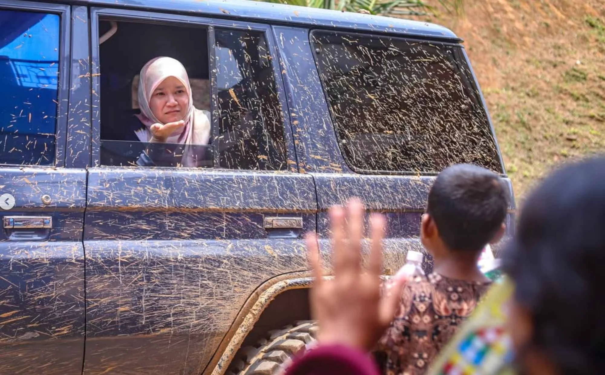 Netizen Persoal DELIMa 3.0, Sindiran Fadhlina “Makan Dalam”