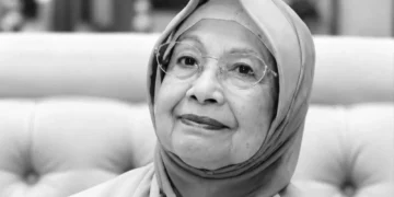 Foto - Utusan Tun Dr Siti Hasmah