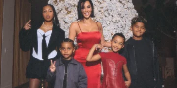 Kim Kardashian, Kardashians