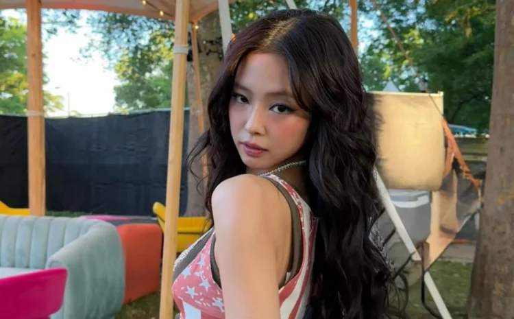 JENNIE