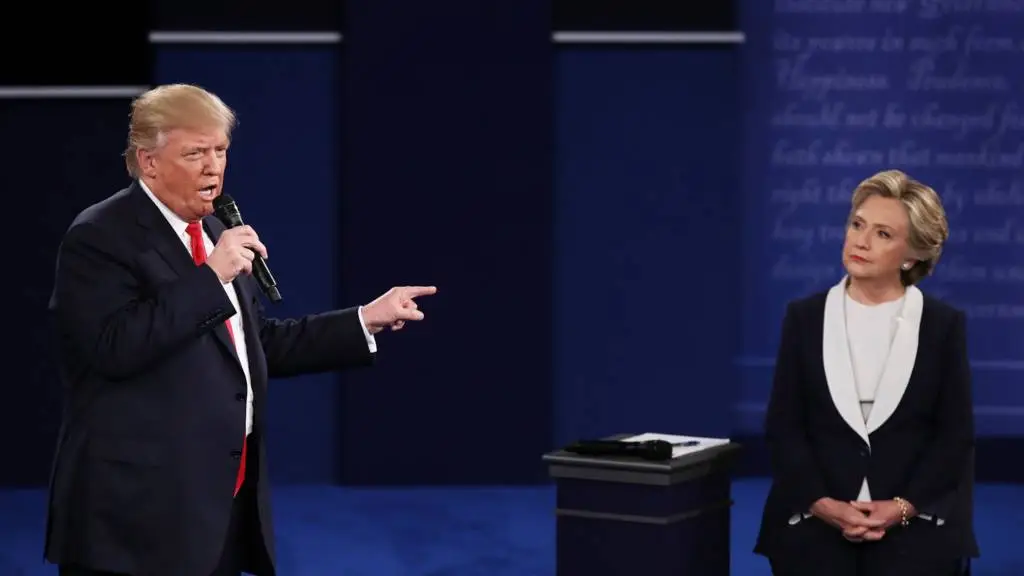 _91743127_trumpclintonpic